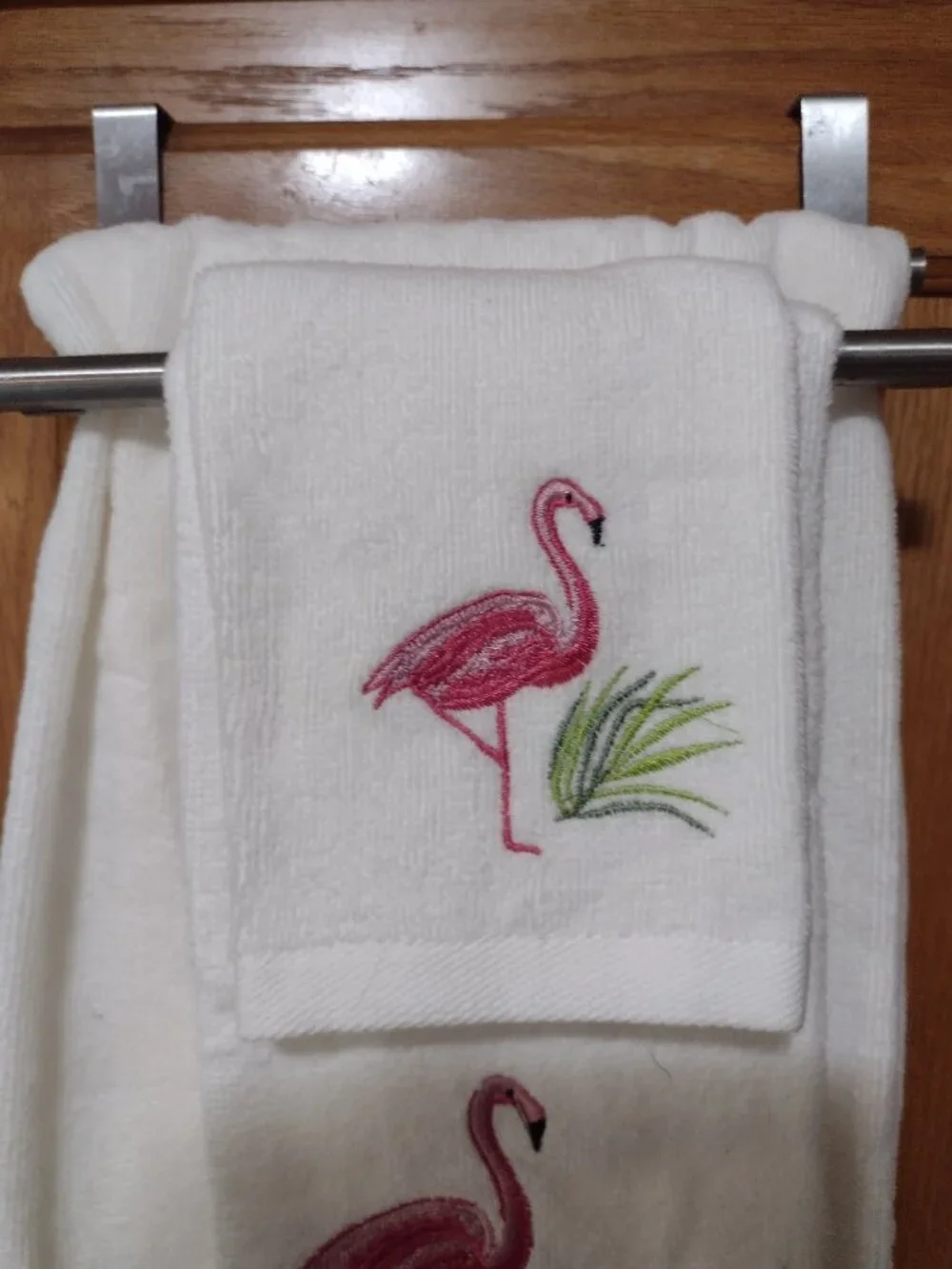 Better Home Pink Flamingo Soft Luxury Decorative Set of 3 Towels